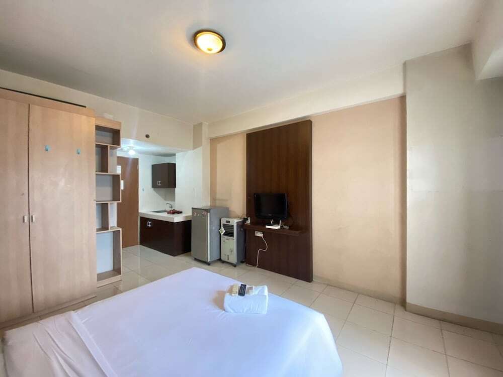 Сумеданг: Affordable Studio Room Pool View Pinewood Jatinangor Apartment