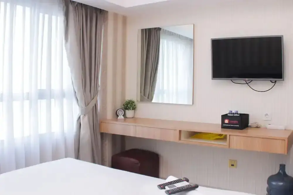 Бекаси: Warm And Homey Studio Apartment At Springlake Summarecon Bekasi
