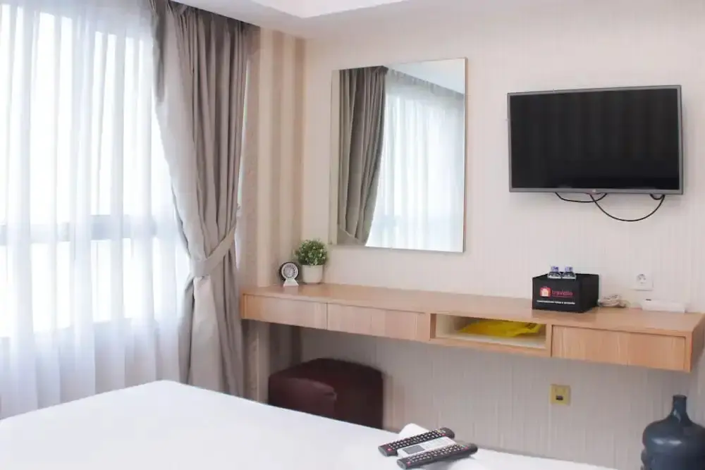 Бекаси: Warm And Homey Studio Apartment At Springlake Summarecon Bekasi