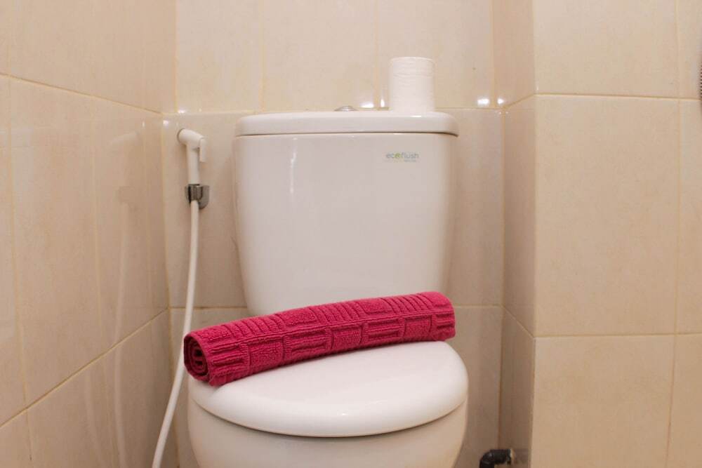 Бекаси: Warm And Homey Studio Apartment At Springlake Summarecon Bekasi