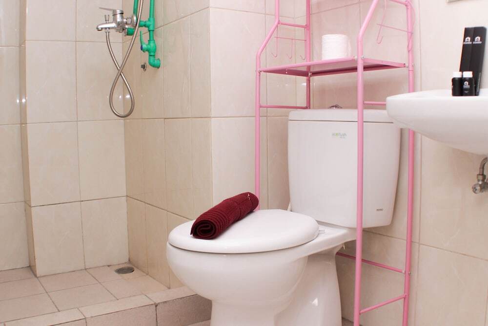 Бекаси: Warm And Homey 2Br Springlake Summarecon Bekasi Apartment