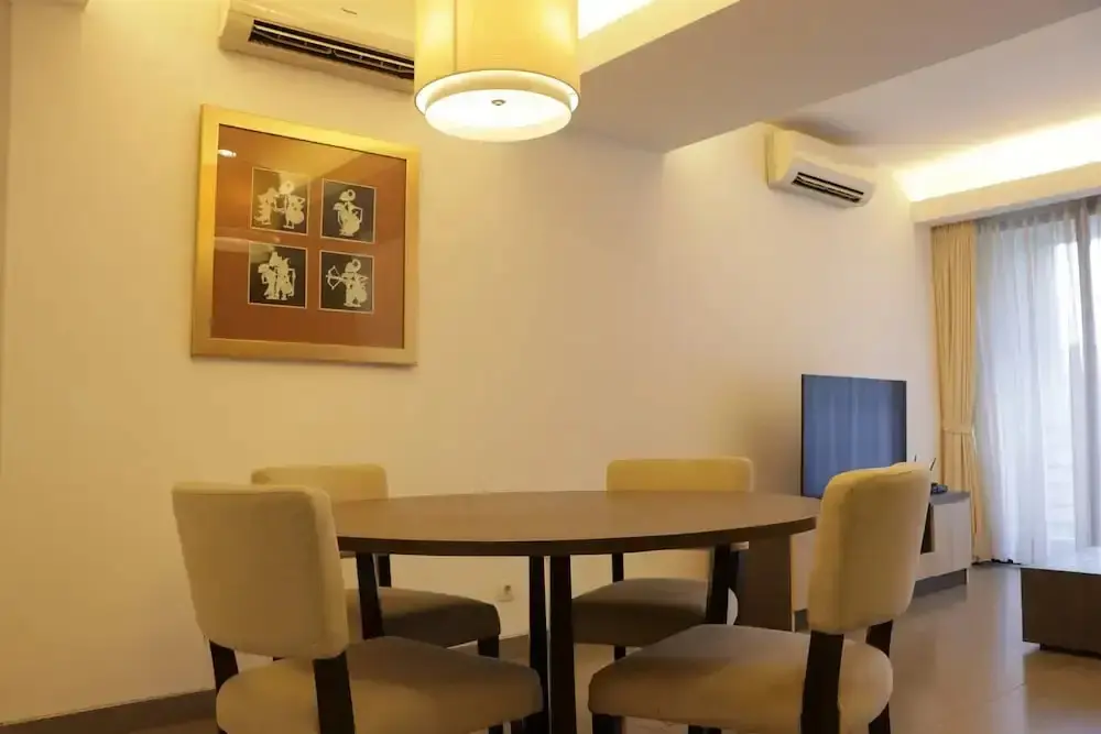 Джакарта: Elegant And Spacious 2Br At Apartment Simprug Park Residences