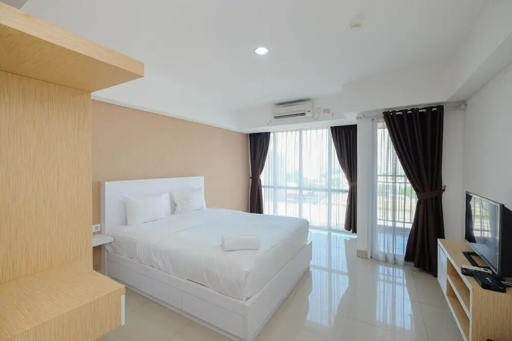 Джакарта: Strategic Location With New Furnished At Studio H Residence Apartment