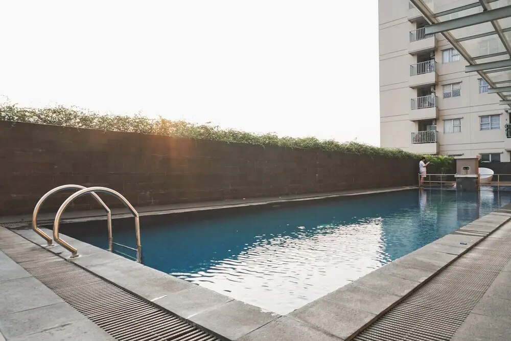 Джакарта: Elegant And Comfy 1Br Apartment Belmont Residence