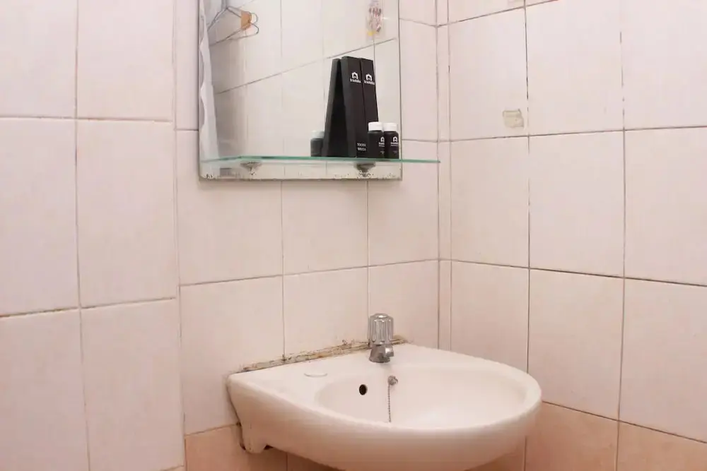 Джакарта: Homey And Comfort Living 2Br At Mediterania Palace Apartment