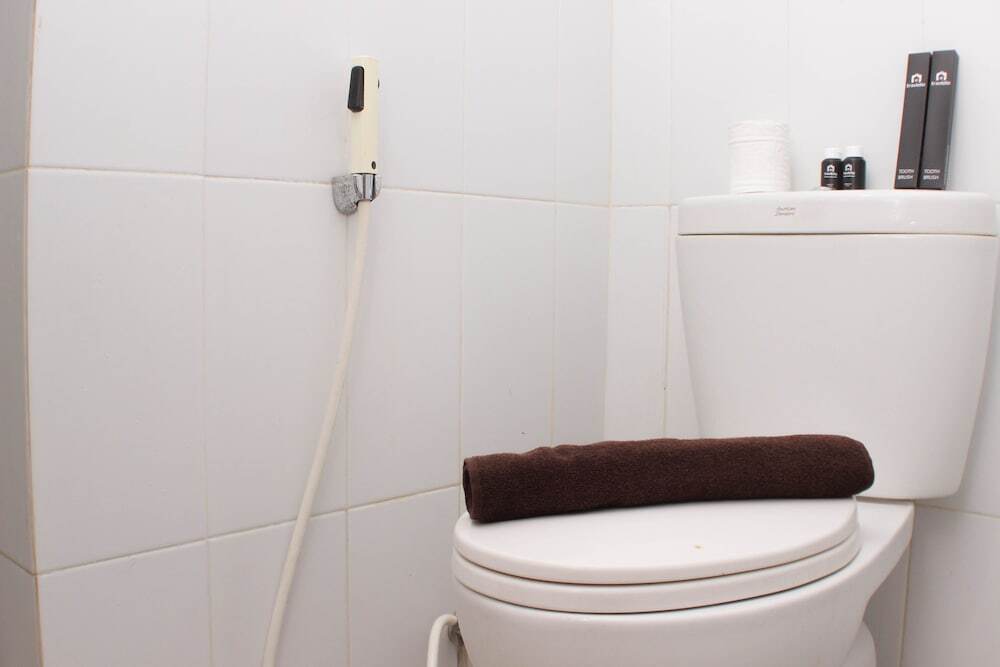 Караванг: Cozy And Simply Studio At Grand Sentraland Karawang Apartment