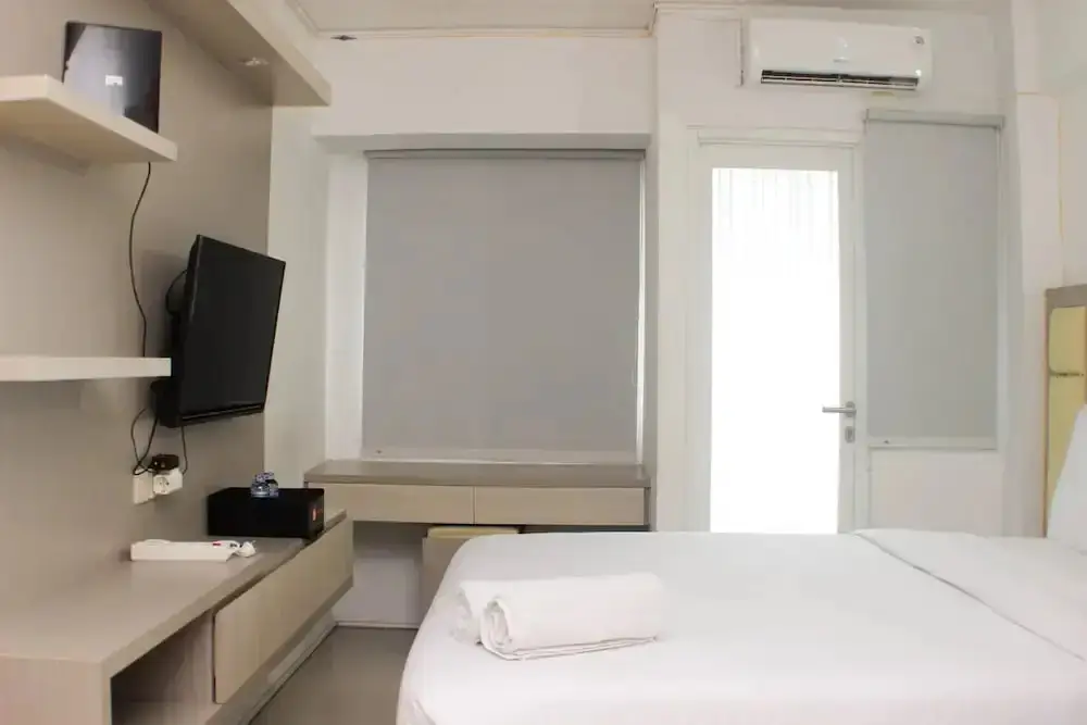 Караванг: Cozy And Simply Studio At Grand Sentraland Karawang Apartment