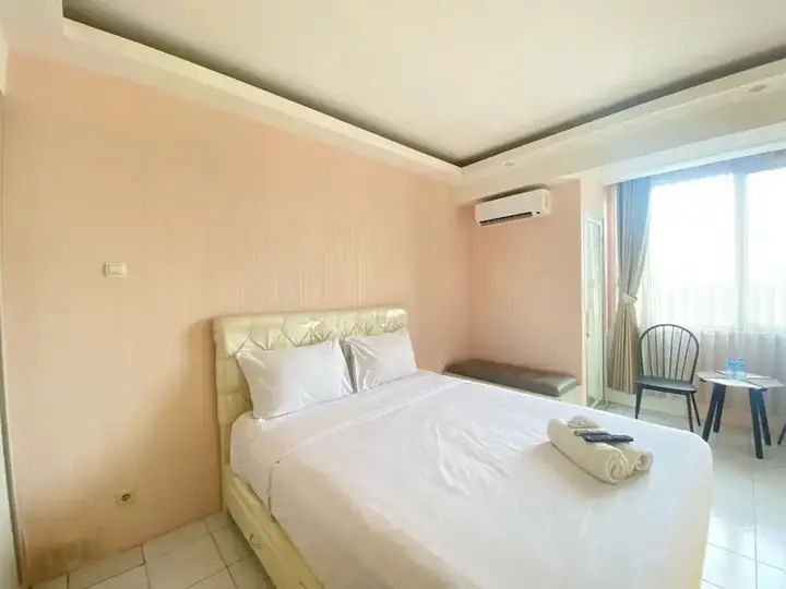 Бандунг: Cozy Studio Apartment At Emerald Towers