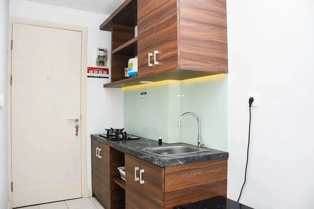 Бекаси: Cozy Living Studio Patraland Urbano Apartment Near Bekasi Station