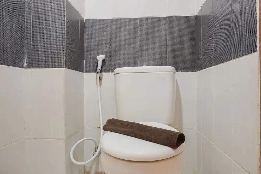 Депок: Warm And Cozy Studio At Cinere Bellevue Suites Apartment