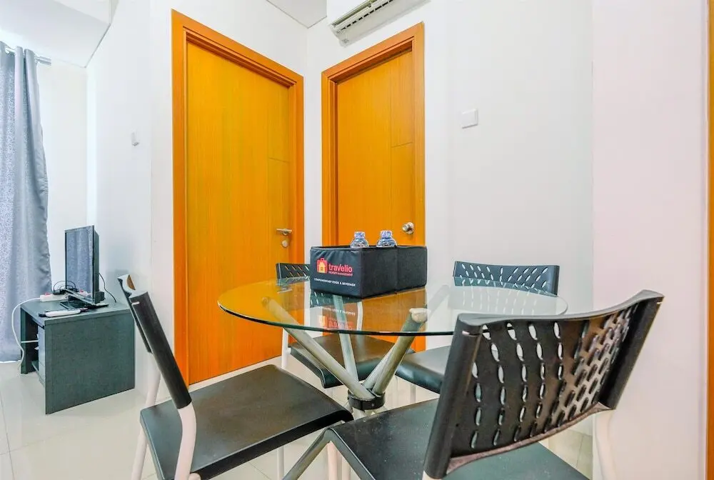 Джакарта: Comfy And Tidy 2Br Apartment At Woodland Park Residence Kalibata