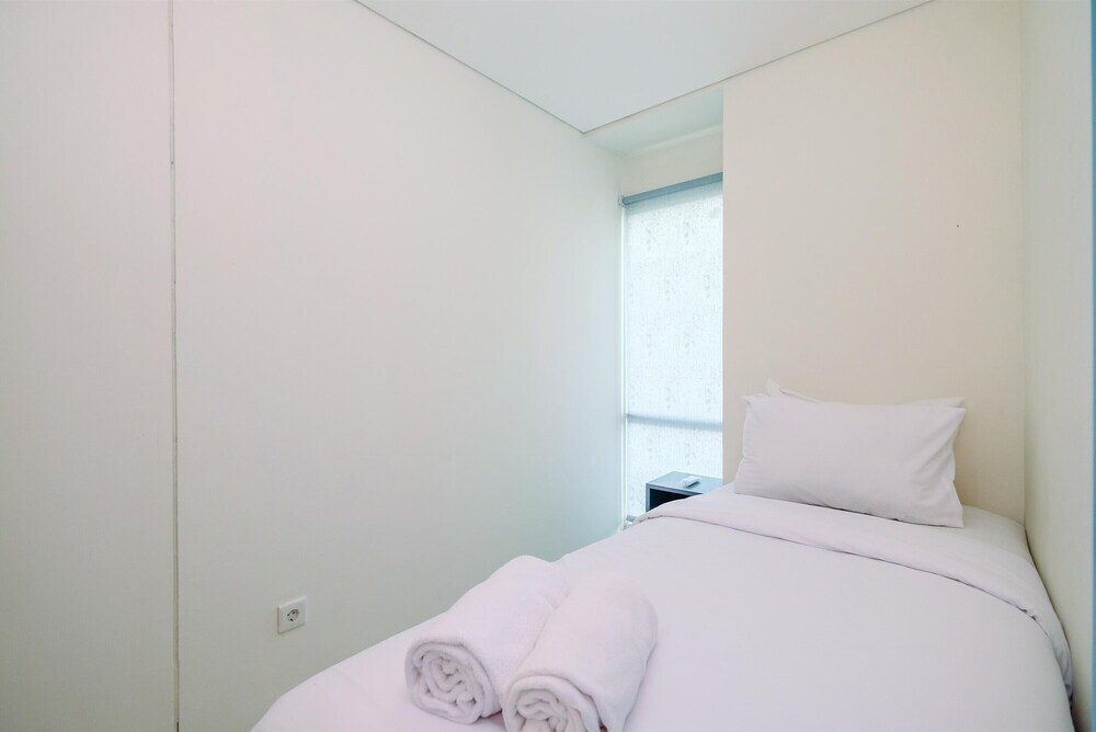 Джакарта: Comfy And Tidy 2Br Apartment At Woodland Park Residence Kalibata