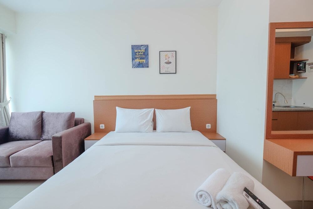 Бекаси: Comfort Living Studio At Grand Kamala Lagoon Apartment