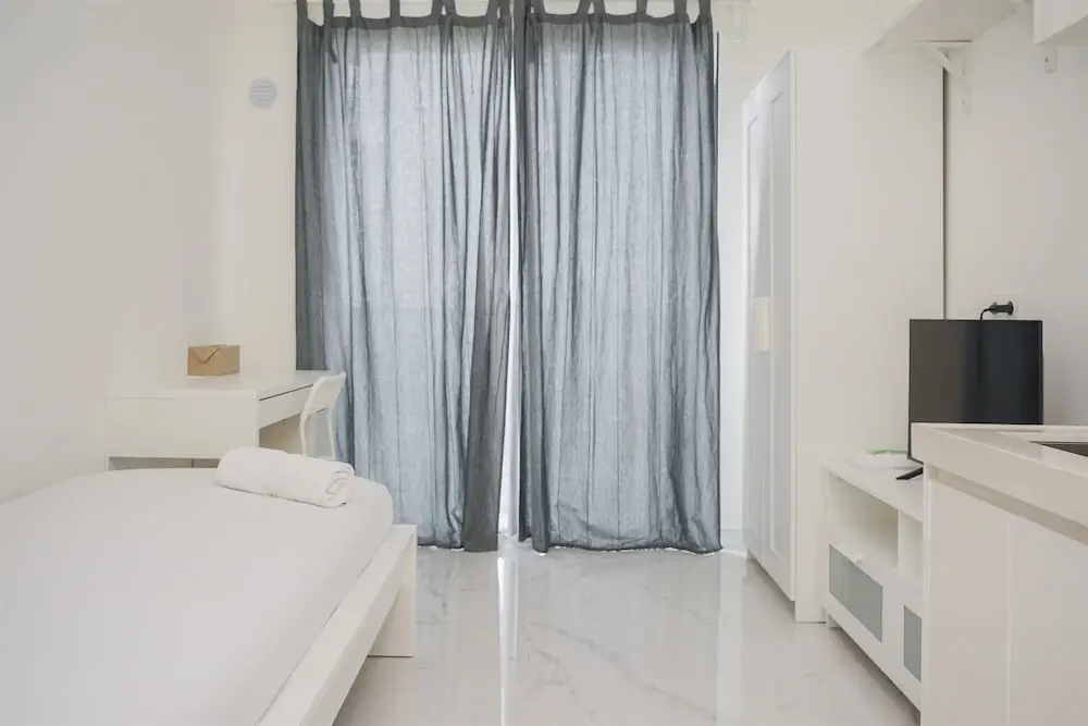 Legok: Cozy Studio Apartment At Sky House Bsd Near Aeon Mall
