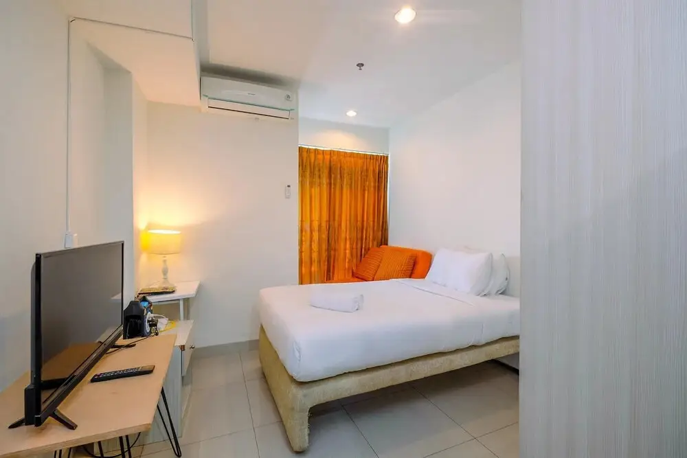 Бекаси: Cozy High Floor Studio At Grand Kamala Lagoon Apartment