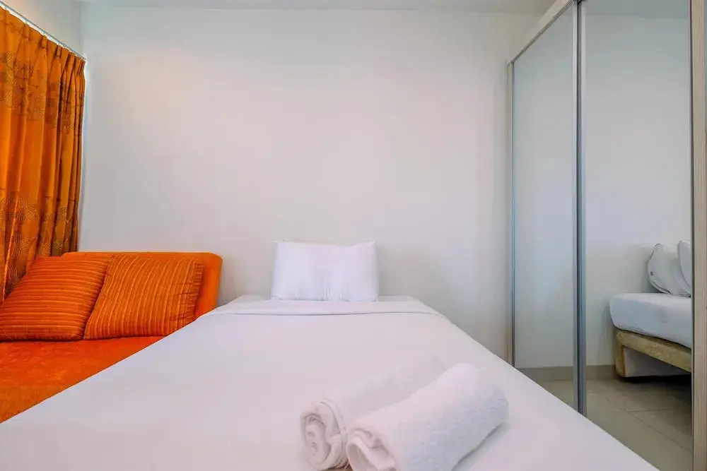 Бекаси: Cozy High Floor Studio At Grand Kamala Lagoon Apartment