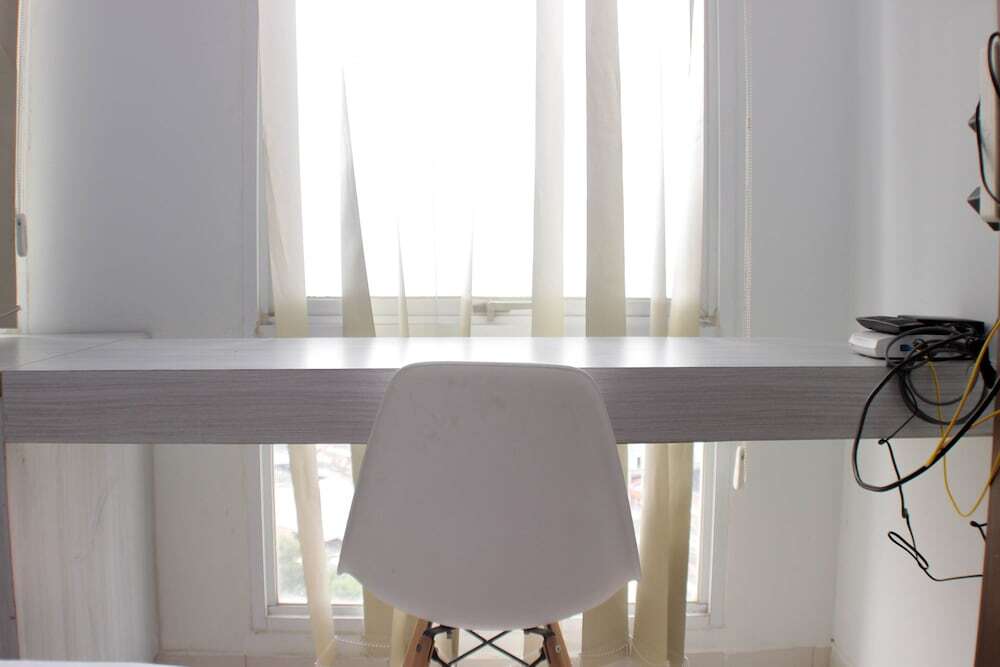 Бекаси: Great Location Studio Room At Patraland Urbano Apartment