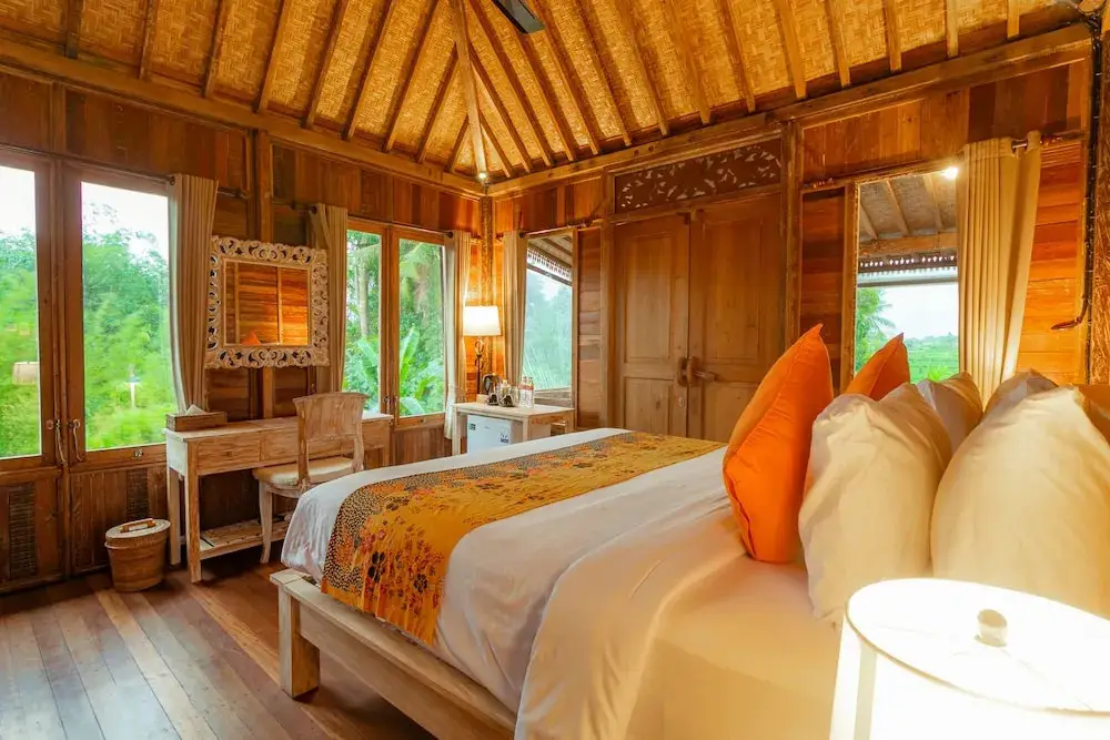 Ангантака: Nauna Villa Bali