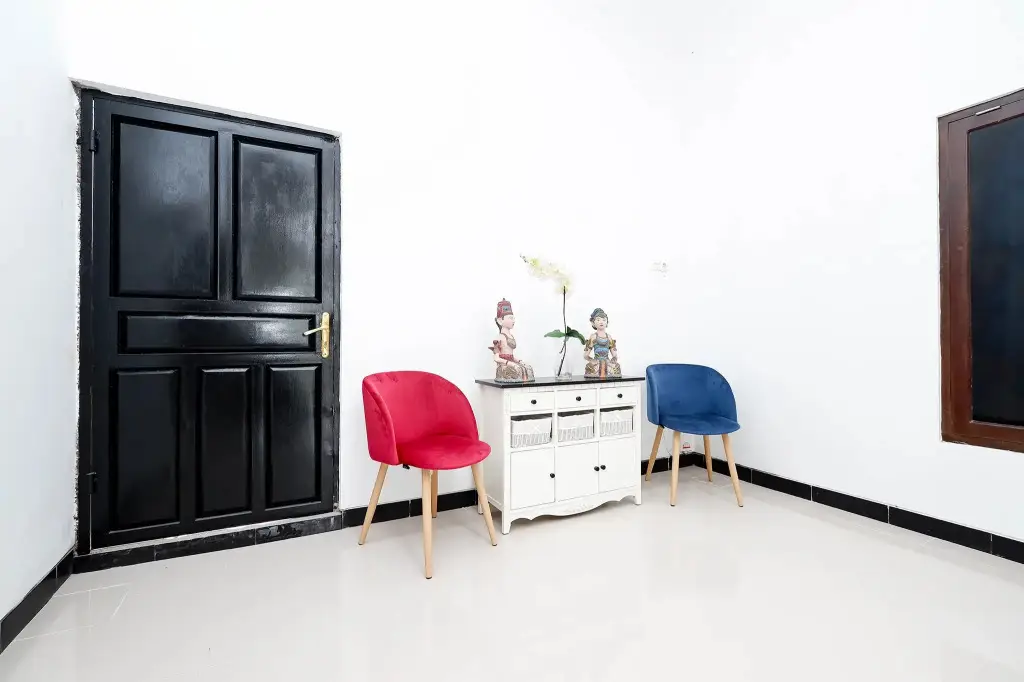 Суракарта: OYO 1611 Four D'home