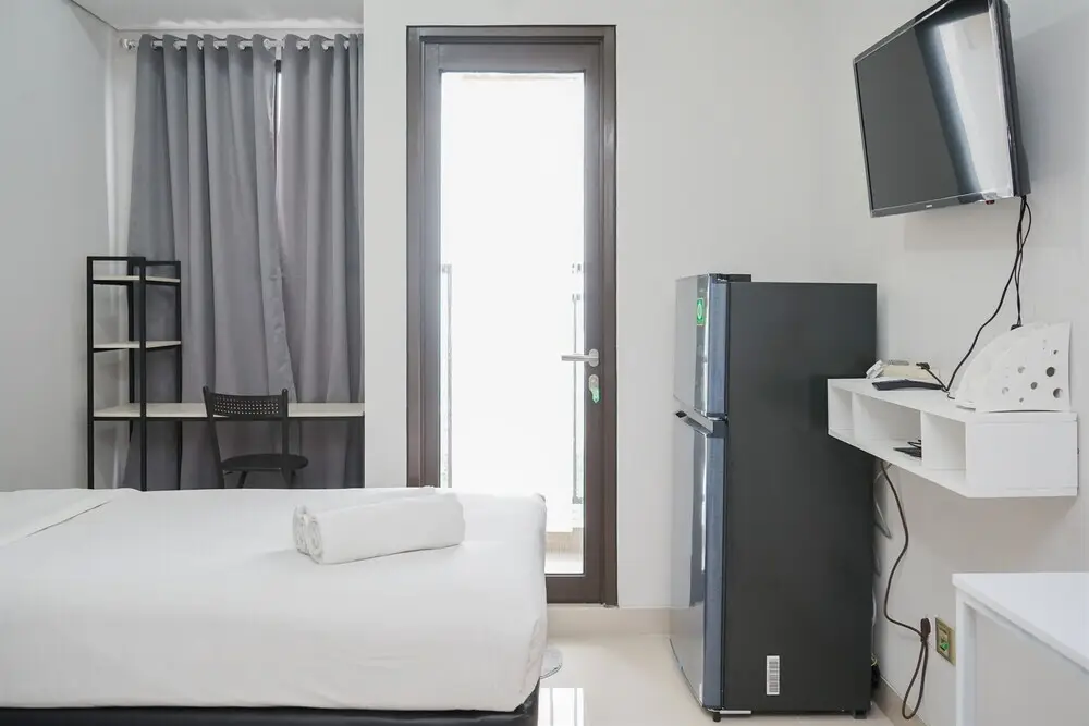 Homey And Simply Studio At Transpark Bintaro Apartment — фото 1