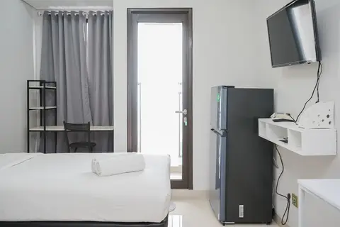 Homey And Simply Studio At Transpark Bintaro Apartment — фото 1