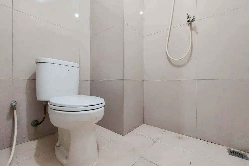 Южный Тангеранг: Comfort And Cozy Stay Studio Room At Baileys Apartment