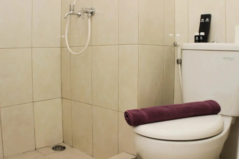 Бекаси: Cozy And Modern Studio Apartment At Springlake Summarecon Bekasi