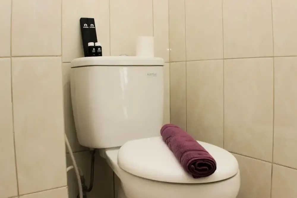 Бекаси: Cozy And Modern Studio Apartment At Springlake Summarecon Bekasi