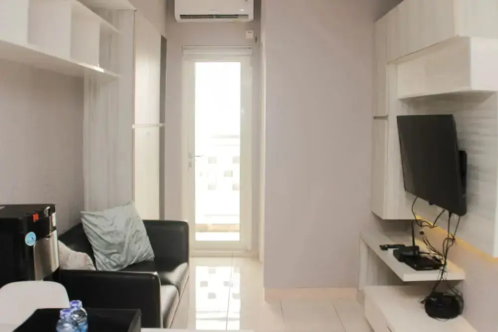 Бекаси: Warm And Enjoy Living 2Br At Springlake Summarecon Bekasi Apartment