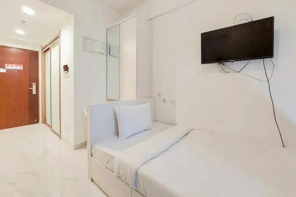 Legok: Cozy Living Studio Room At Sky House Bsd Apartment