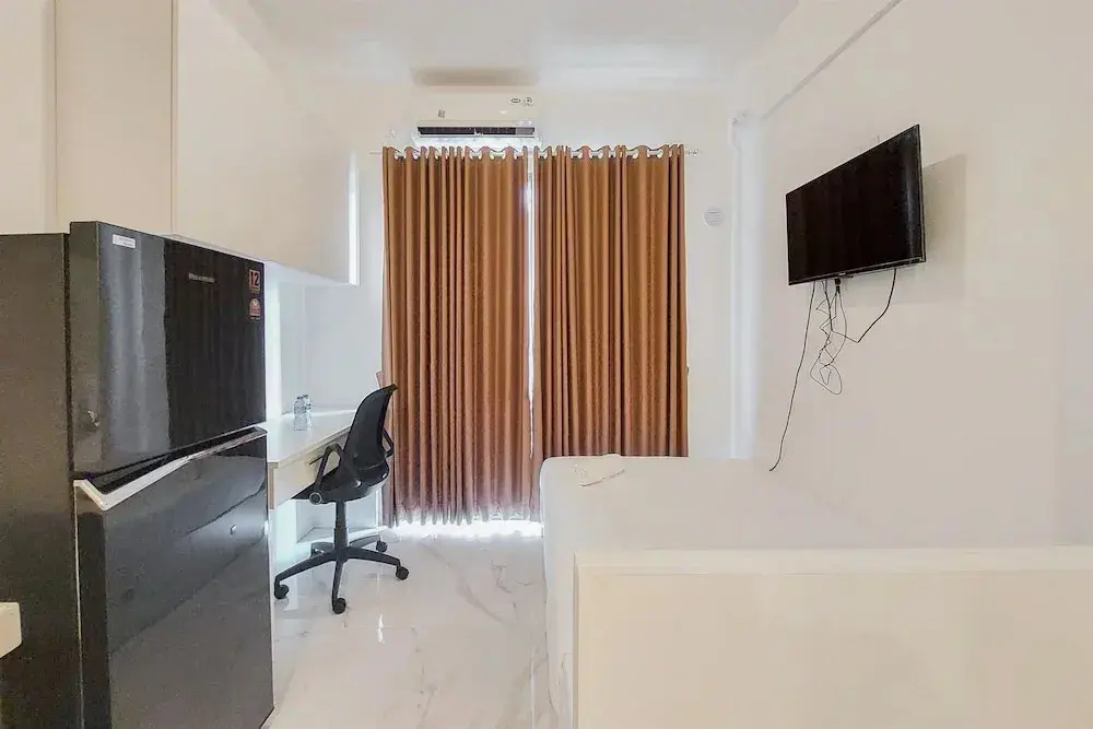 Legok: Homey Studio Room At Sky House Bsd Apartment