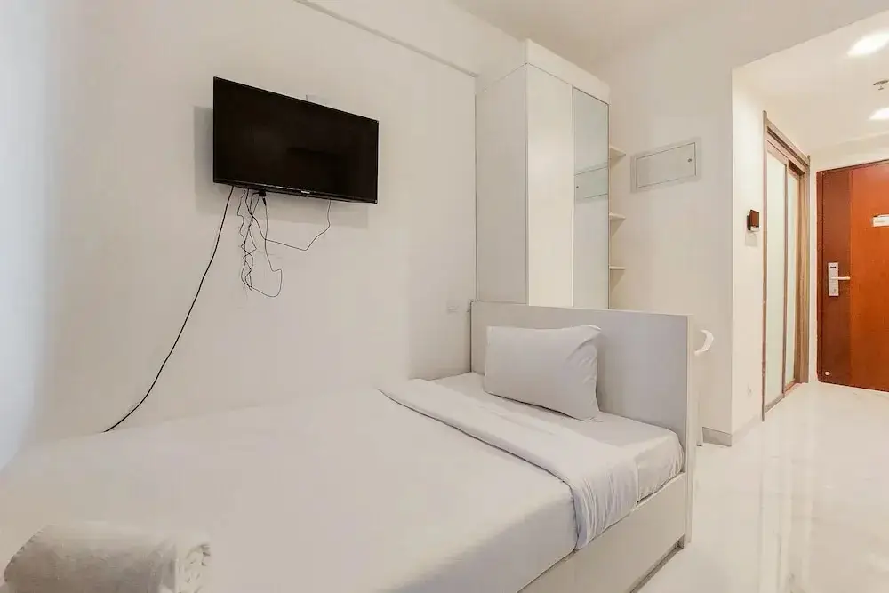 Legok: Homey Studio Room At Sky House Bsd Apartment