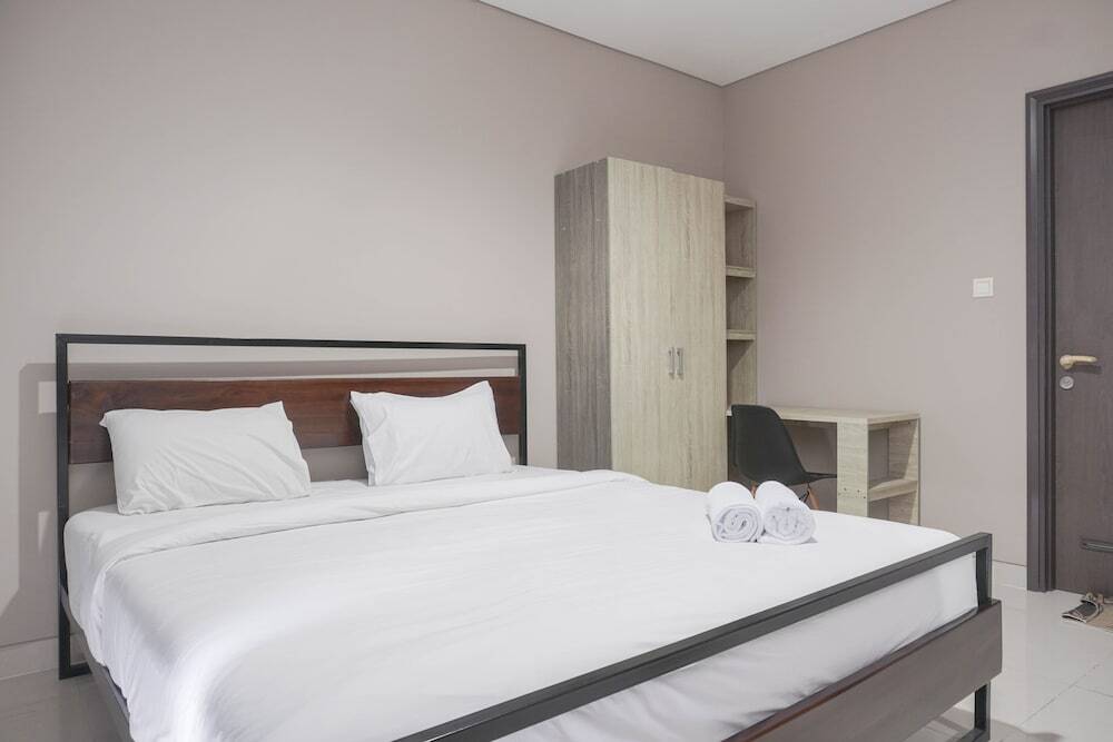 Джакарта: Nice And Fancy 1Br At Ciputra International Apartment