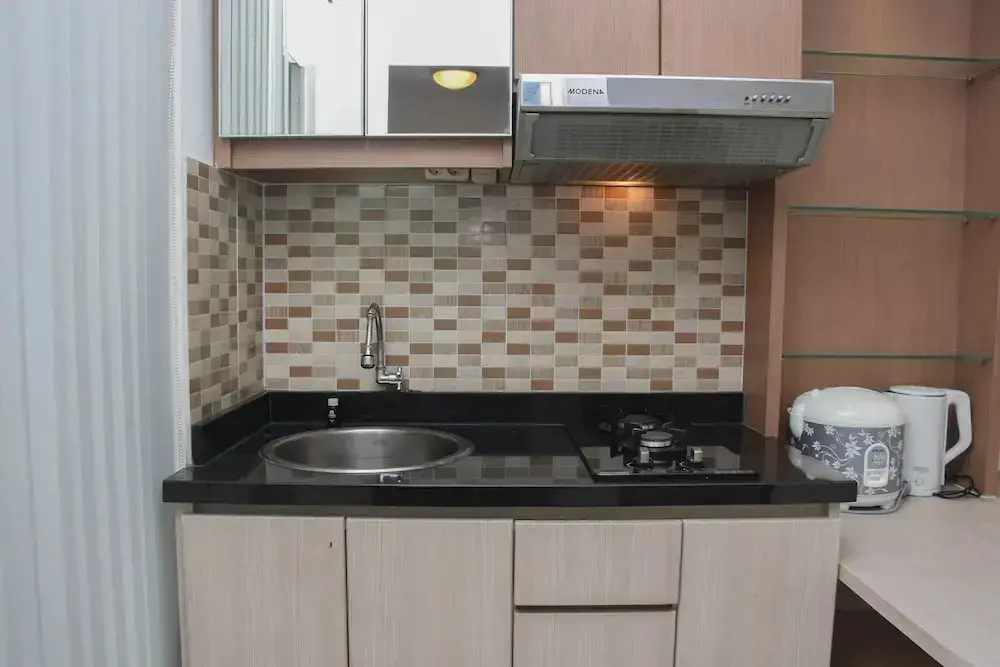 Джакарта: Cozy Stay And Comfort 2Br At Bassura Apartment