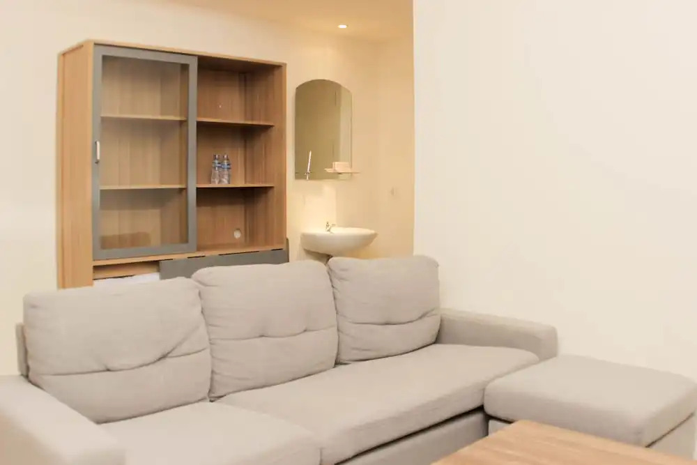 Сибату: Comfy And Tidy 2Br At Meikarta Apartment