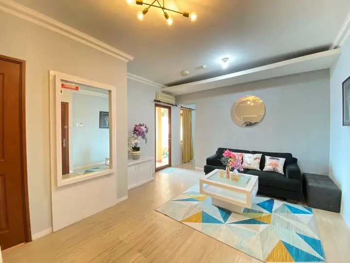 Бандунг: Cozy Furnished 3Br At Grand Setiabudi Apartment