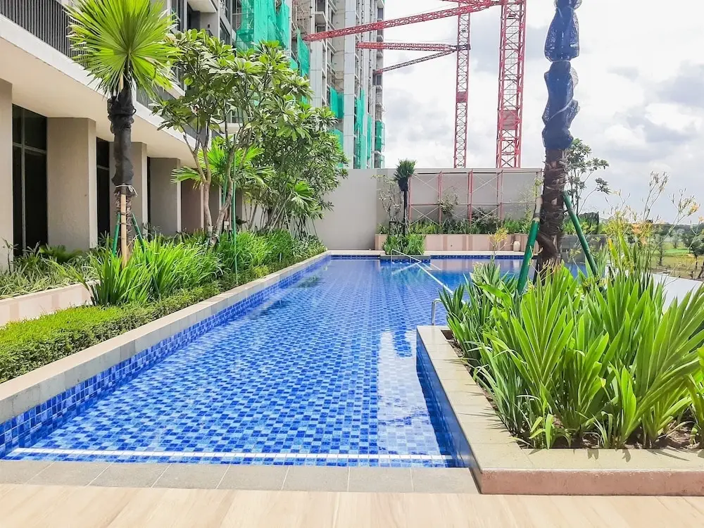 Legok: Elegant And Comfy 1Br At Marigold Nava Park Apartment