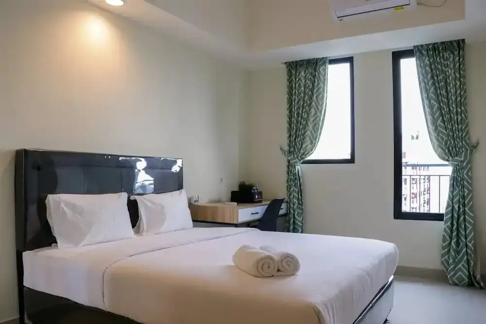 Депок: Comfortable And Strategic Studio Apartment Evenciio Margonda