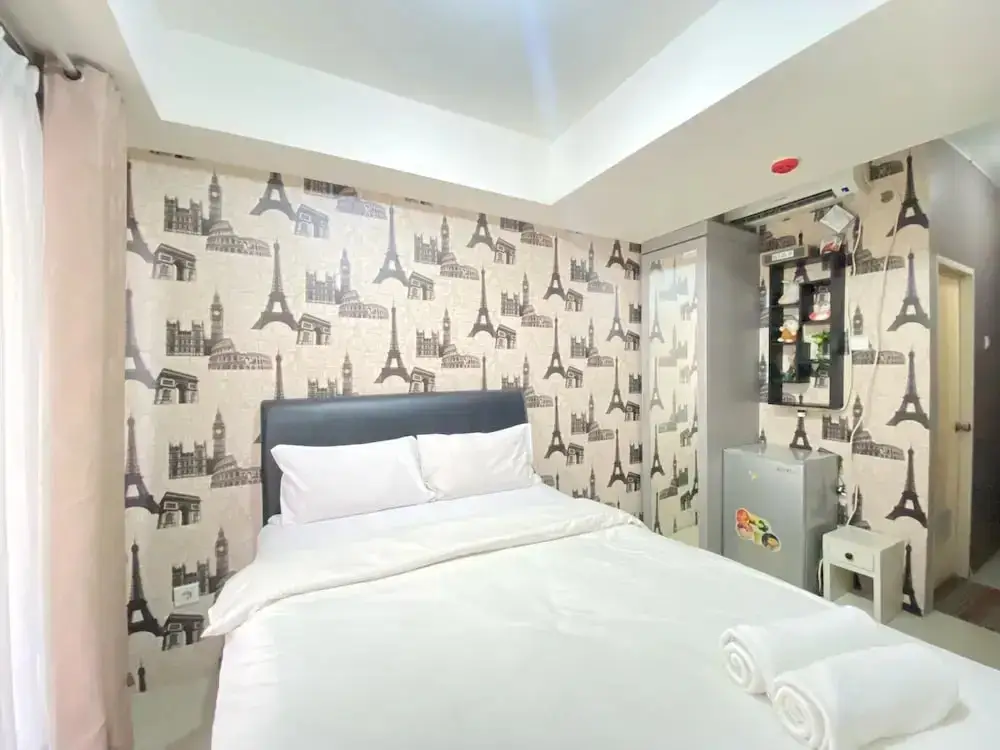 Бандунг: Homey Studio Furnished At Grand Asia Afrika Apartment