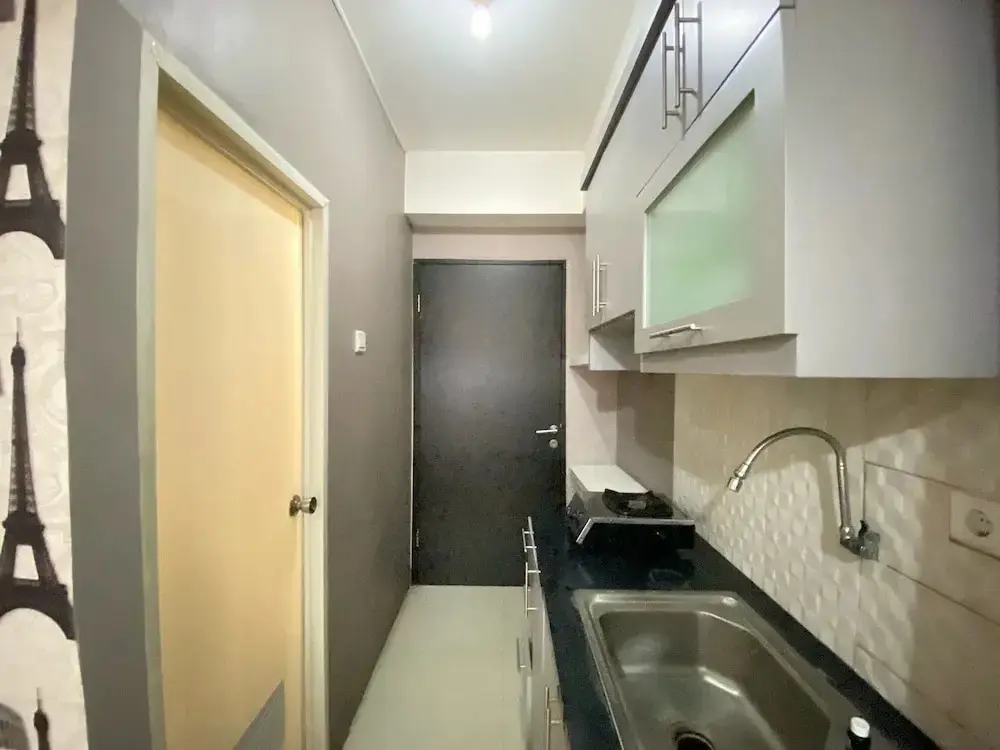 Бандунг: Homey Studio Furnished At Grand Asia Afrika Apartment