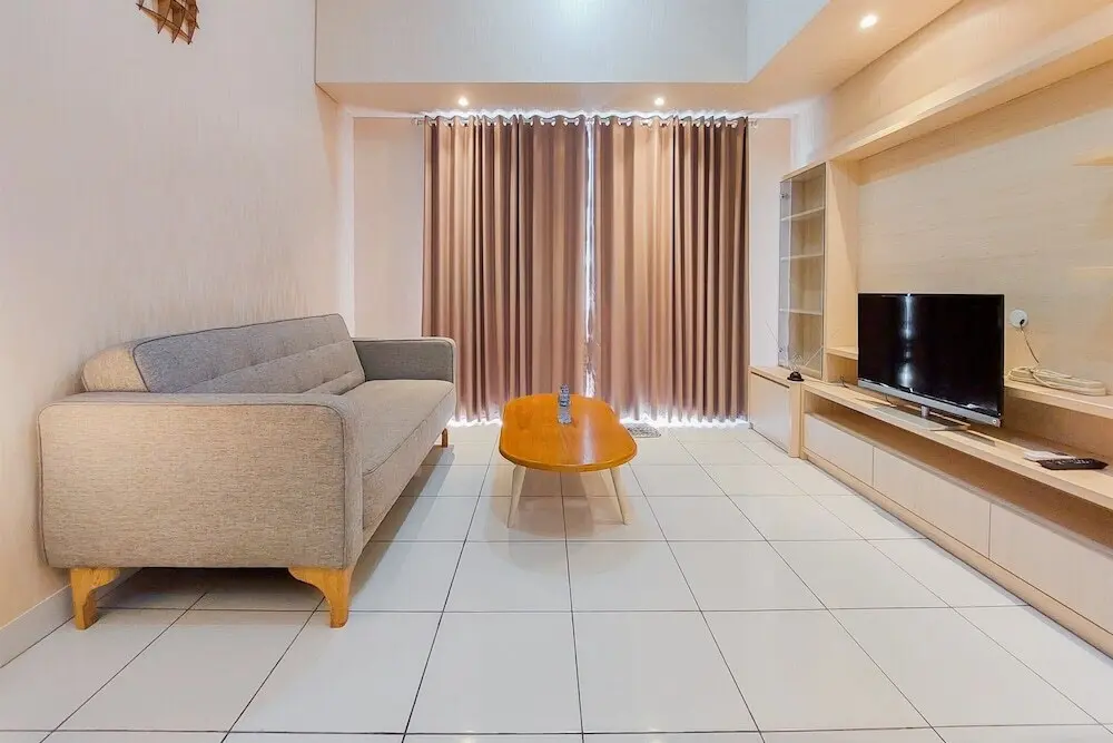 Южный Тангеранг: Homey And Comfort 2Br At Casa De Parco Apartment