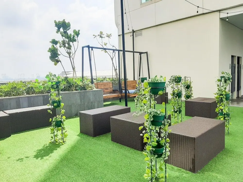 Legok: Homey And Comfort Studio Room Apartment At B Residence