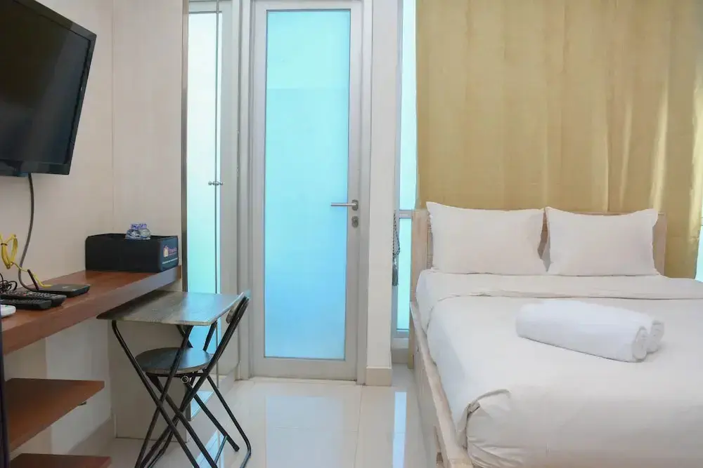 Джакарта: Nice And Comfy Studio Apartment Capitol Park Residence