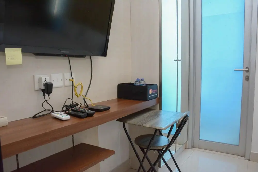 Джакарта: Nice And Comfy Studio Apartment Capitol Park Residence