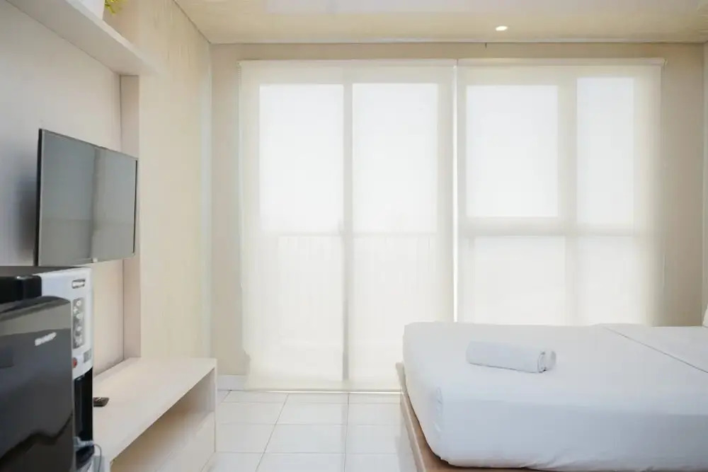 Южный Тангеранг: Elegant And Comfy Studio Casa De Parco Apartment Near Ice Bsd