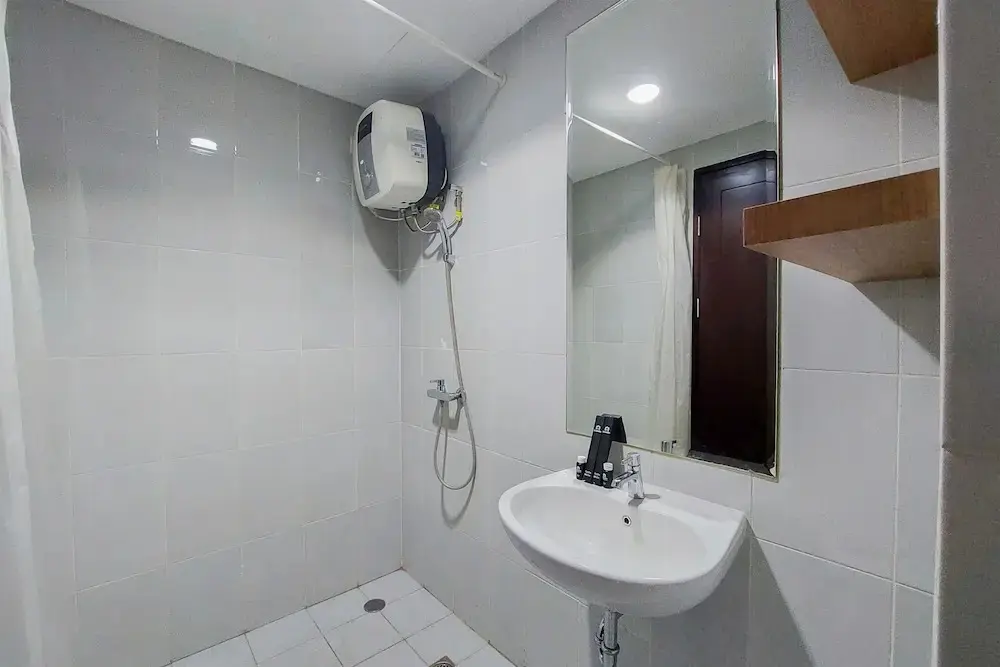 Южный Тангеранг: Elegant And Comfy Studio Casa De Parco Apartment Near Ice Bsd