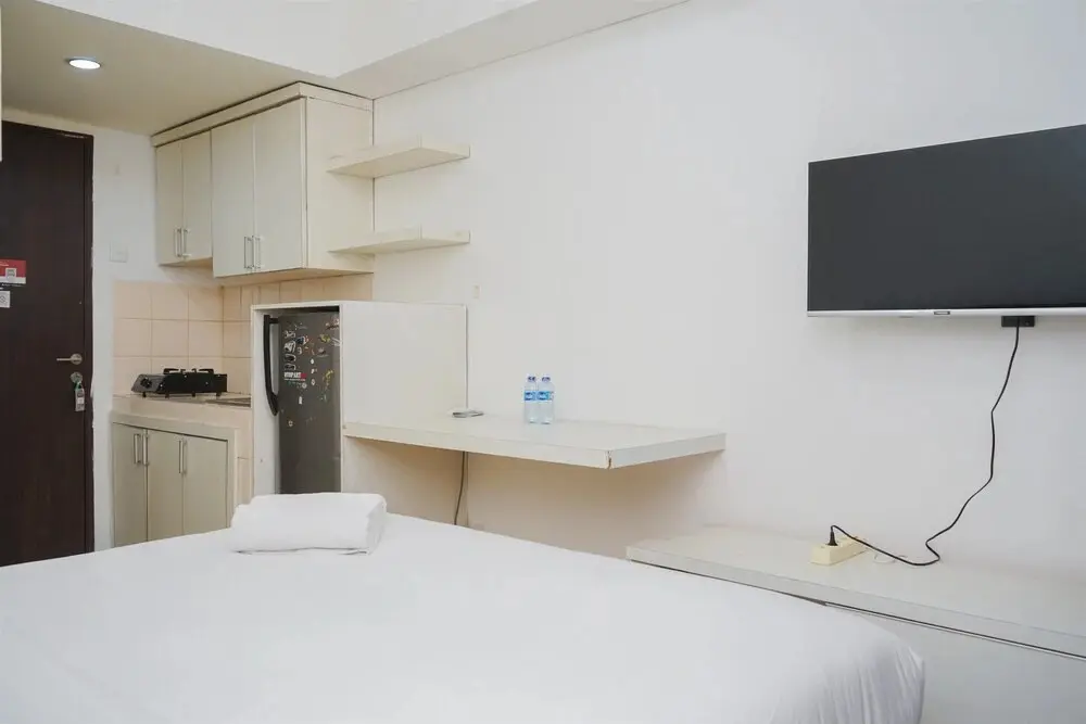 Южный Тангеранг: Homey And Nice Studio At Serpong Greenview Apartment
