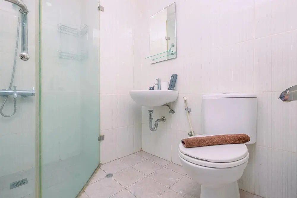 Джакарта: Minimalist And Comfy Studio At Tamansari Semanggi Apartment