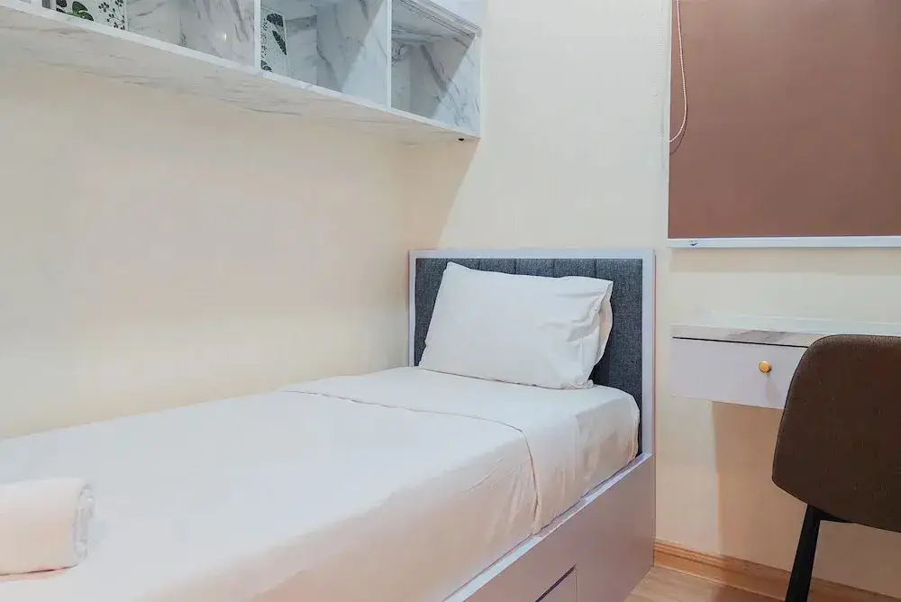 Legok: Restful And Comfy 2Br At Sky House Bsd Apartment By Tarvelio