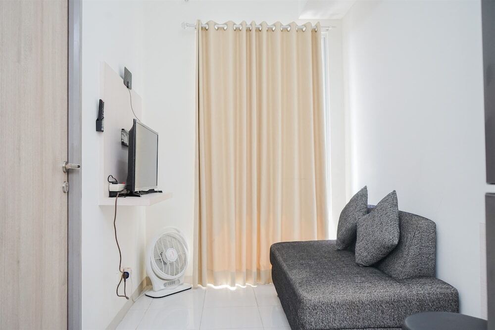 Южный Тангеранг: Comfort And Nice 1Br At Akasa Pure Living Bsd Apartment